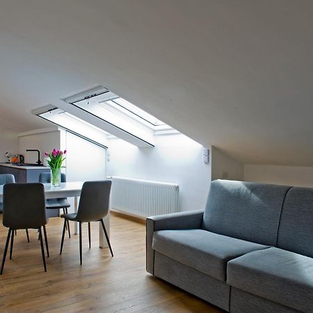 Sky View Apartment Como Zewnętrze zdjęcie