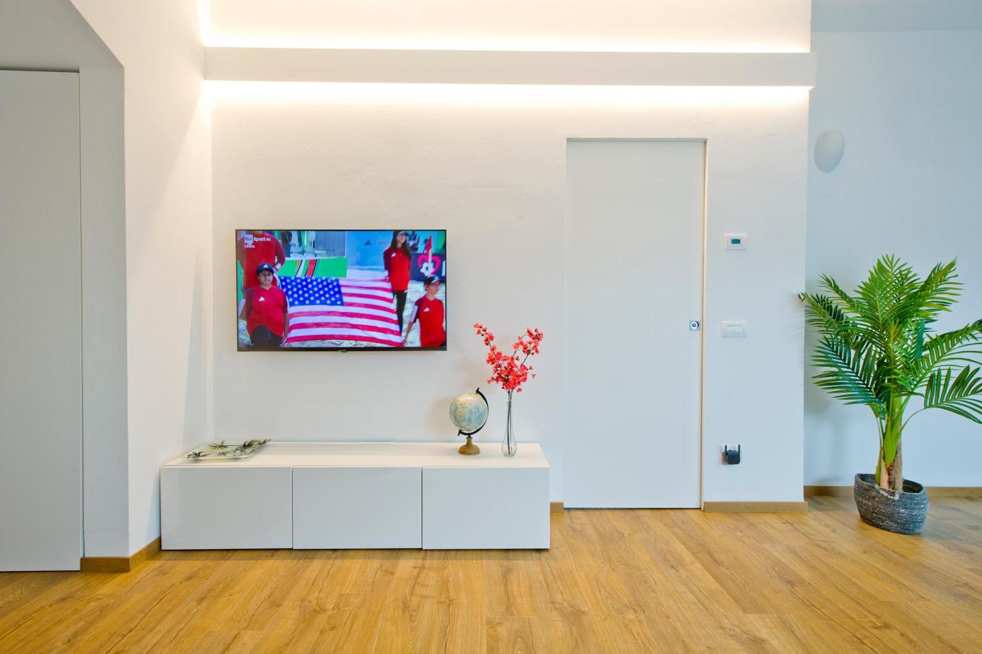 Sky View Apartment Como Zewnętrze zdjęcie