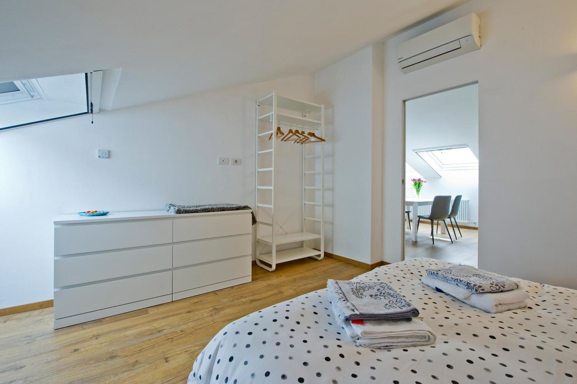 Sky View Apartment Como Zewnętrze zdjęcie